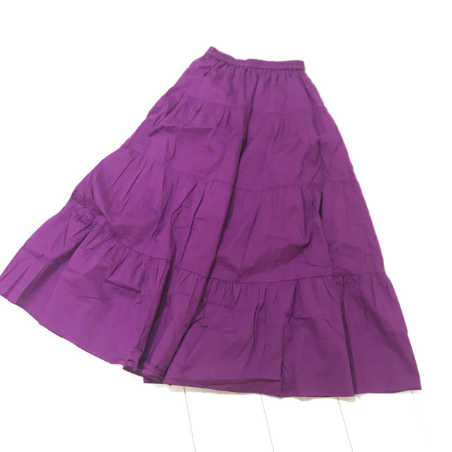GU(ジーユー)のGU ティアードフレア ロングスカート レディースのスカート(ロングスカート)の商品写真