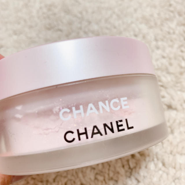 CHANEL(シャネル)のCHANEL チャンス オー タンドゥル シマリング フレグランスパウダー コスメ/美容のベースメイク/化粧品(その他)の商品写真