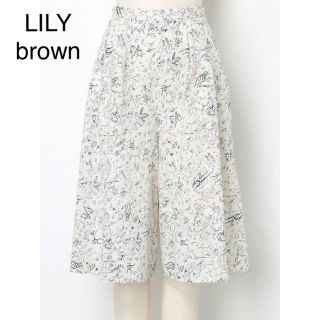 リリーブラウン(Lily Brown)のLILY brown(カジュアルパンツ)