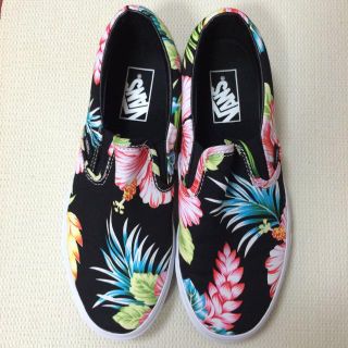 ヴァンズ(VANS)のVANSボタニカル柄スリッポン(スニーカー)