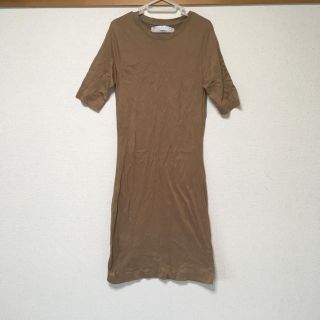 ザラ(ZARA)のZARA ザラ  Tシャツ ワンピース(ひざ丈ワンピース)