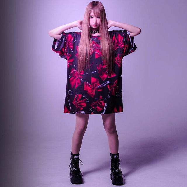 TRAVAS TOKYO kill ribbon Tシャツ黒