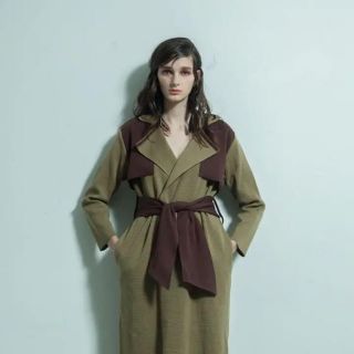 アメリヴィンテージ(Ameri VINTAGE)のTAN ガウンコート 17ss(ガウンコート)