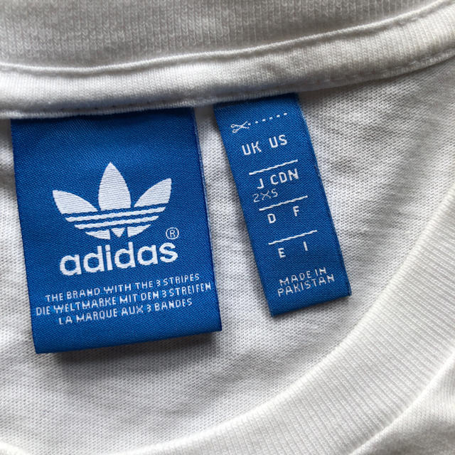 adidas(アディダス)のアディダス オリジナル Tシャツ レディースのトップス(Tシャツ(半袖/袖なし))の商品写真