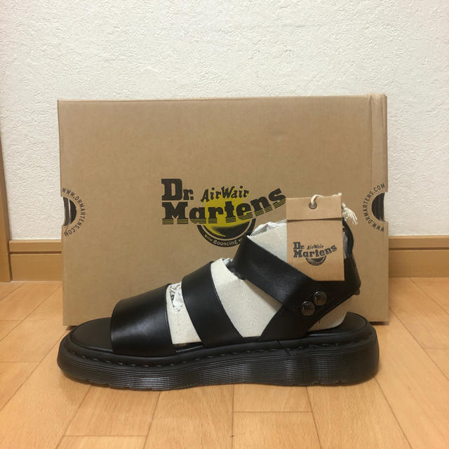 Dr.Martens(ドクターマーチン)のドクターマーチン 人気サンダル ブラック レディースの靴/シューズ(サンダル)の商品写真