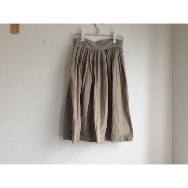 JOURNAL STANDARD(ジャーナルスタンダード)のベージュギャザースカート🐏 レディースのスカート(ひざ丈スカート)の商品写真