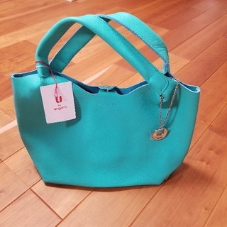 ユーバイウンガロ(U by ungaro)のU by ungaro 牛革(本革)　レザーハンドバッグ　エメラルドグリーン
(ハンドバッグ)