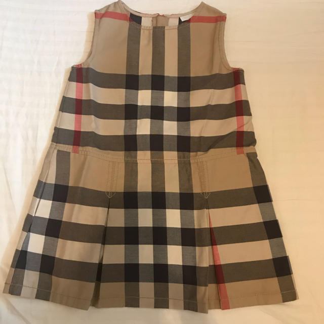 超人気の BURBERRY - ワンピース 4y バーバリー 1回着用 ワンピース - covid19.ins.gov.mz