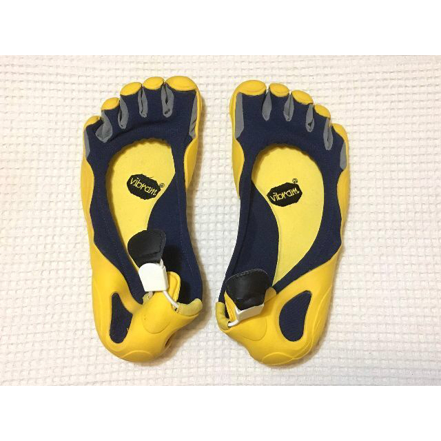 ビブラム ファイブフィンガーズ Vibram FiveFingers ケース付