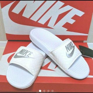 ナイキ(NIKE)のNIKE　ベナッシ　サンダル(サンダル)