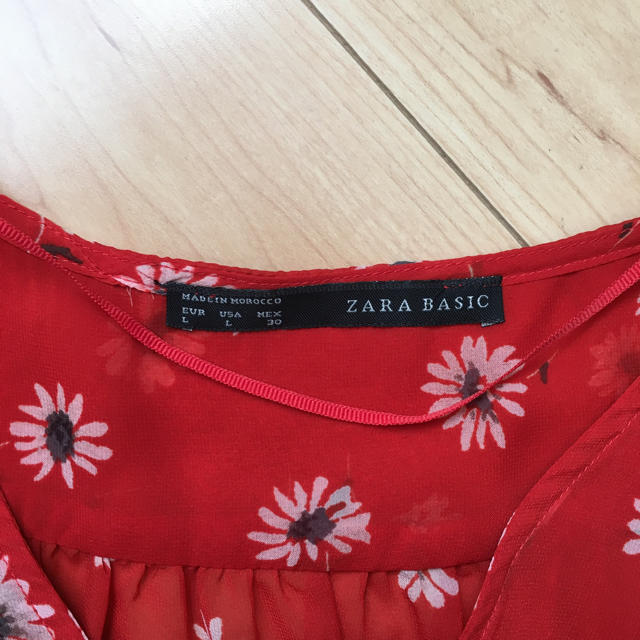 ZARA(ザラ)のZARA ＊ 花柄半袖ブラウス レディースのトップス(シャツ/ブラウス(半袖/袖なし))の商品写真