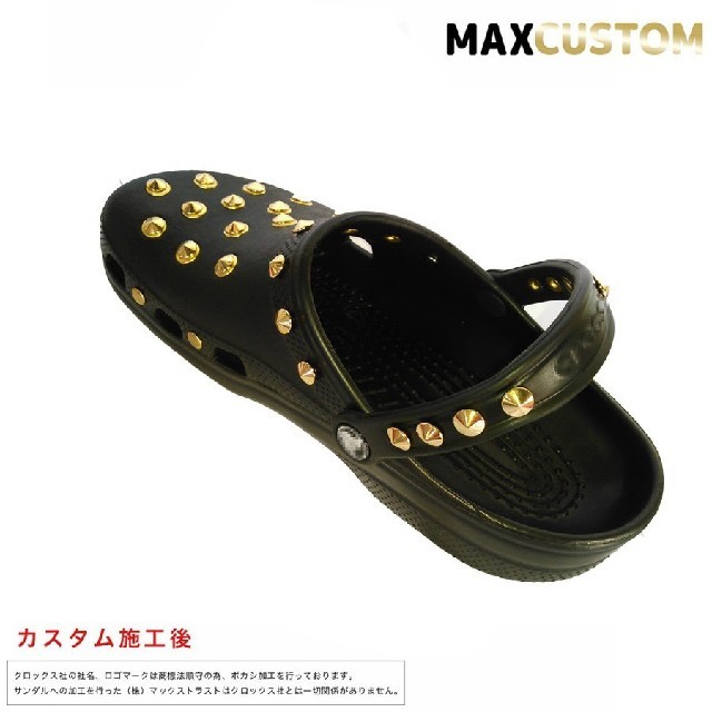 crocs(クロックス)のクロックス crocs ネオパンク カスタム 黒 金 サイズ22～30cm 新品 メンズの靴/シューズ(サンダル)の商品写真