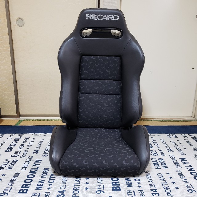RECARO SR-ZERO バケットシート | フリマアプリ ラクマ