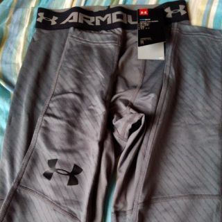 アンダーアーマー(UNDER ARMOUR)の【ハル様専用】UNDER ARMOUR　coldgear　ロングタイツ(その他)