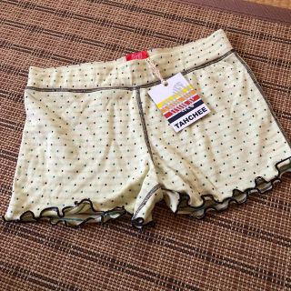 ターチー(TAHCHEE)の新品タグ付き☆ TAHCHEE  ショートパンツ ☆(ショートパンツ)