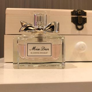 ディオール(Dior)のDior ブルーミングブーケ 30ml(香水(女性用))