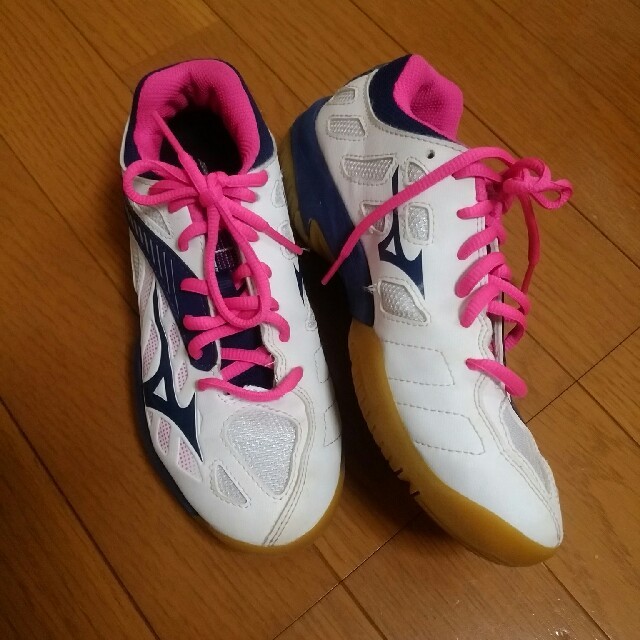 MIZUNO(ミズノ)のゆあママ様用　　　　　　ミズノ　バレーボールシューズ　キッズ21.0cm キッズ/ベビー/マタニティのキッズ靴/シューズ(15cm~)(スニーカー)の商品写真