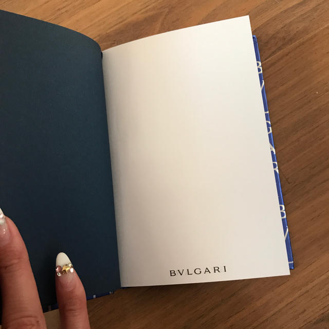 BVLGARI(ブルガリ)のブルガリメモ帳新品 インテリア/住まい/日用品の文房具(ノート/メモ帳/ふせん)の商品写真