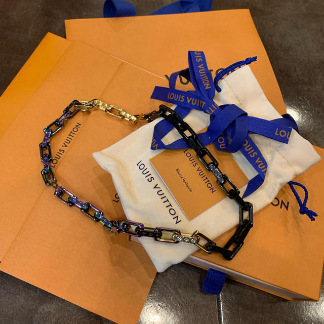 独創的 LOUIS ネックレス ルイヴィトン - VUITTON ネックレス 独創的 LOUIS ネックレス ルイヴィトン - VUITTON ネックレス