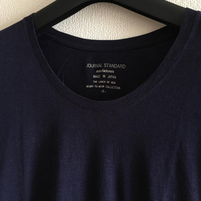 JOURNAL STANDARD(ジャーナルスタンダード)のネイビーTシャツ レディースのトップス(Tシャツ(半袖/袖なし))の商品写真