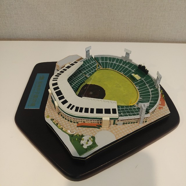 阪神甲子園球場フィギュア エポック社 スポーツ/アウトドアの野球(記念品/関連グッズ)の商品写真