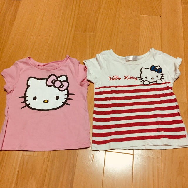 Old Navy(オールドネイビー)のキティちゃん Tシャツ キッズ/ベビー/マタニティのキッズ服女の子用(90cm~)(Tシャツ/カットソー)の商品写真