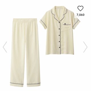 ジーユー(GU)のGU パジャマ ルームウェア サテン UNIQLO しまむら(パジャマ)