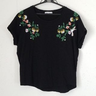 アーバンリサーチ(URBAN RESEARCH)のアーバンリサーチ 刺繍Ｔシャツ(Tシャツ(半袖/袖なし))