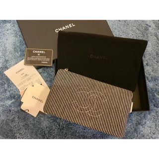 シャネル(CHANEL)のシャネル CHANEL ココマーク ストライプクラッチバッグ(クラッチバッグ)