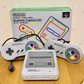 ニンテンドウ(任天堂)のニンテンドークラシックミニ スーパーファミコン(家庭用ゲーム機本体)