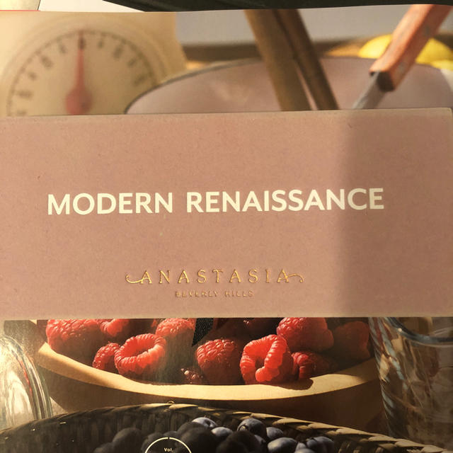 Sephora(セフォラ)のmodern runaissance アイシャドウパレット ANASTASIA コスメ/美容のベースメイク/化粧品(アイシャドウ)の商品写真