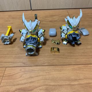 ビーダマン ホーリーケルベロス バーストトリガー セットの通販|ラクマ