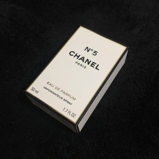 シャネル(CHANEL)のCHANEL N⚪︎5 オードゥ パルファム 空箱(シャネル)(香水(女性用))