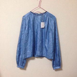 アトリエドゥサボン(l'atelier du savon)のrukkilillショート丈BL【新品】(シャツ/ブラウス(長袖/七分))