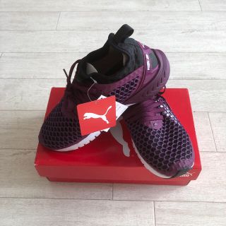 プーマ(PUMA)のスニーカー(スニーカー)