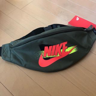 ナイキ(NIKE)のナイキ ヒップパック 海外限定 レアモデル(ボディバッグ/ウエストポーチ)