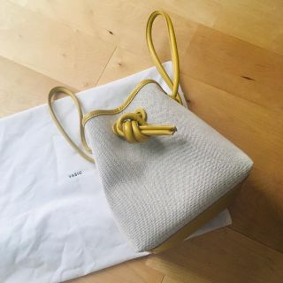 ガリャルダガランテ(GALLARDA GALANTE)のVASIC bond mini canvas bag(ハンドバッグ)