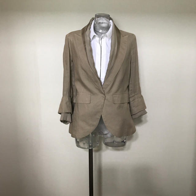 BRUNELLO CUCINELLI(ブルネロクチネリ)のお値下げ！ブルネロ クチネリ カジュアルJK レディースのジャケット/アウター(テーラードジャケット)の商品写真