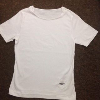 HIROKO KOSHINO(Tシャツ(半袖/袖なし))のフリマアイテム一覧 HIROKO KOSHINO(Tシャツ(半袖/袖なし))のフリマアイテム一覧