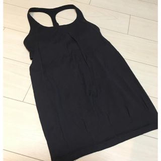 ルルレモン(lululemon)のlululemon  トップス サイズ6(ヨガ)