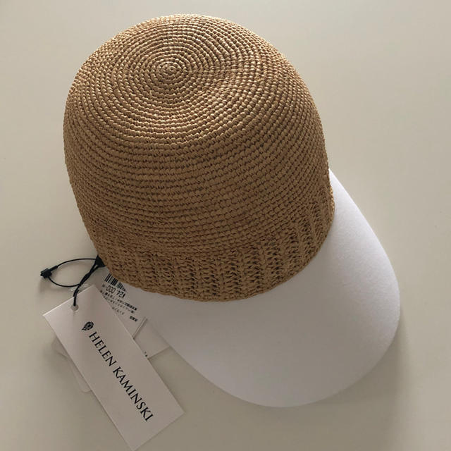 HELEN KAMINSKI(ヘレンカミンスキー)のHELEN KAMINSKI VIVIAN 白 麦わら帽子 キャップ レディースの帽子(麦わら帽子/ストローハット)の商品写真