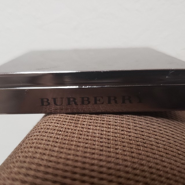 BURBERRY(バーバリー)のBURBERRY バーバリー アイシャドー no.00 SMOKEY BROWN コスメ/美容のベースメイク/化粧品(アイシャドウ)の商品写真