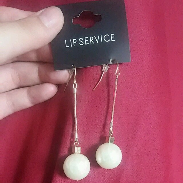 LIP SERVICE(リップサービス)の☆美品☆パールピアス レディースのアクセサリー(ピアス)の商品写真