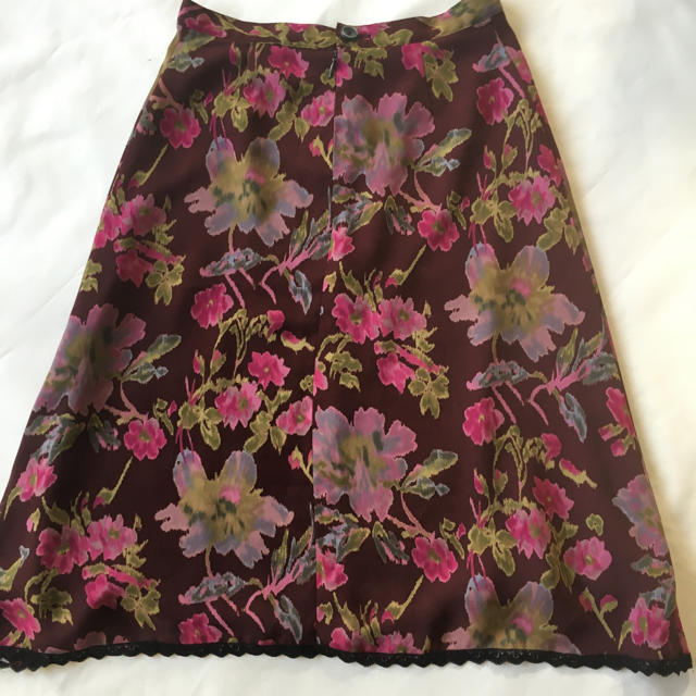 HYSTERICS(ヒステリックス)のHysterics 美品 花柄フレアスカート レディースのスカート(ひざ丈スカート)の商品写真