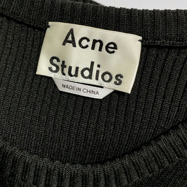 ACNE(アクネ)の【美品】Acne Studios クルーネックニットカットソー／メンズＳ メンズのトップス(Tシャツ/カットソー(半袖/袖なし))の商品写真