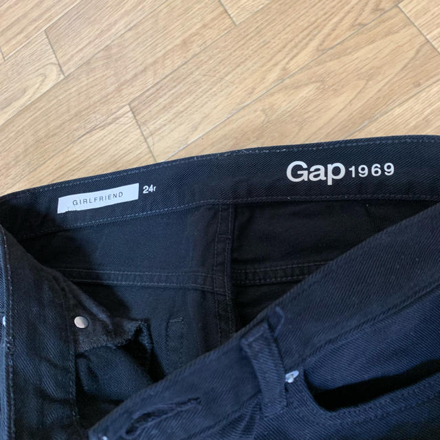 GAP(ギャップ)のgap ダメージジーンズ スキニー レディースのパンツ(デニム/ジーンズ)の商品写真