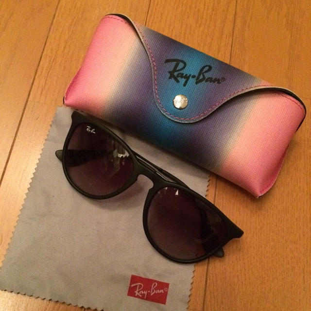 Ray-Ban(レイバン)のRay-Ban マットブラック レディースのアクセサリー(その他)の商品写真