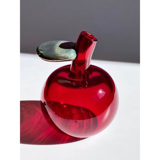 イッタラ(iittala)のアップル ダークレッド オイバ ・トイッカ イッタラ ヌータヤルヴィ Apple(置物)