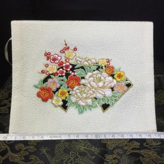 日本刺繍の巾着袋の通販 by Yomiko's shop｜ラクマ