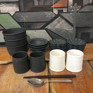 はなちゃん様専用 新品 陶器 陶芸作家 人気の輪花豆皿4枚D(食器)